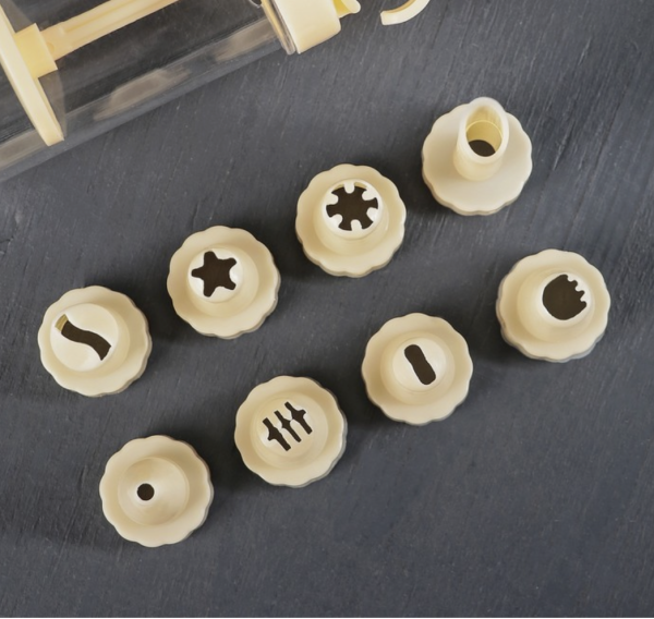 Шприц кондитерский Доляна «Cластена», 8 насадок, 17×5×5 см