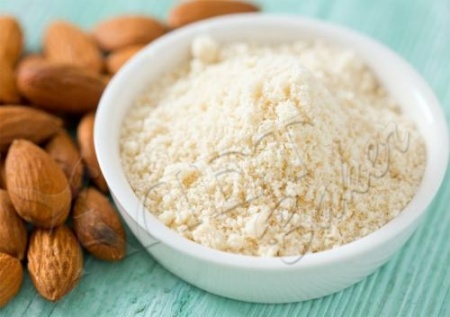 Миндальная мука Cashew Company мелкий помол,  100 гр