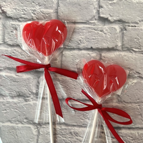 Леденец из изомальта "Сердце", красный матовый, 5 см