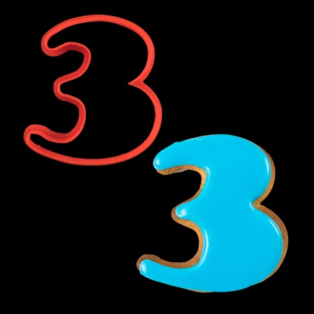 Вырубка для пряника Цифры 3, размер 8 см, пластик