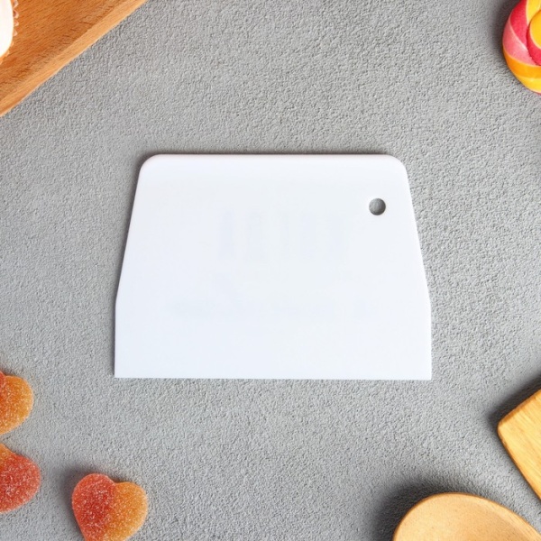 Кондитерский шпатель пластик «Готовлю», 9.2 х 0.2 х 13 см