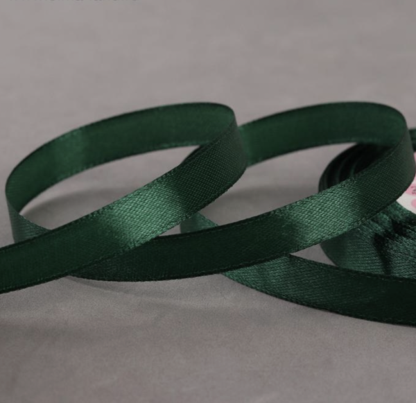 Лента атласная, 10 мм × 23 ± 1 м, цвет тёмно-зелёный №49