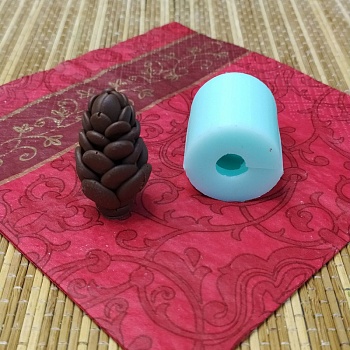 Молд силиконовый " Шишечка"