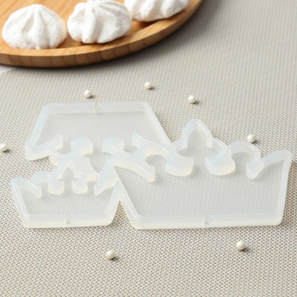 Силиконовая форма для леденцов "Короны 3 размера"