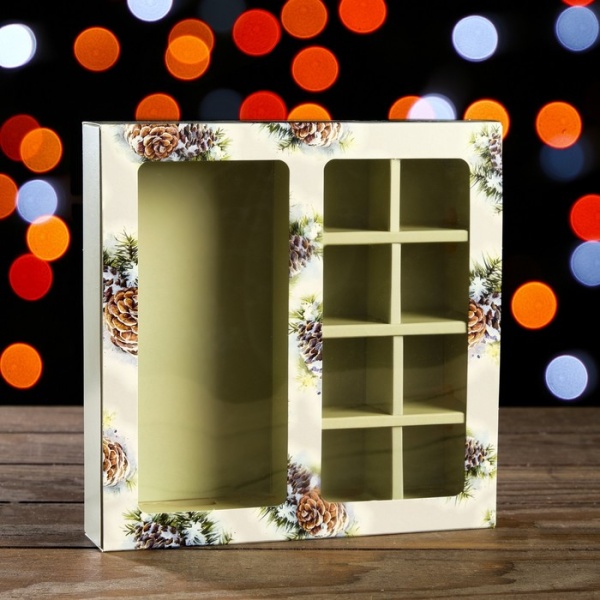 Коробка для 8 конфет + шоколад, с окном "Шишки"