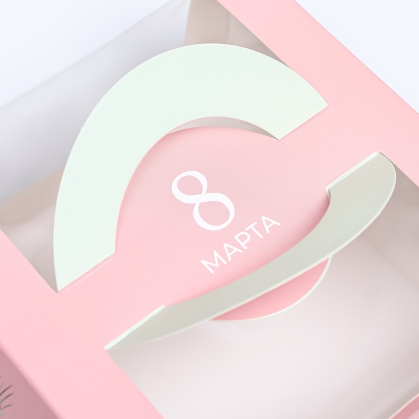 Коробка под бенто-торт с окном "Самой красивой" 14 х 14 х 8 см